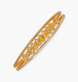 The Bright Knitted Bracelet